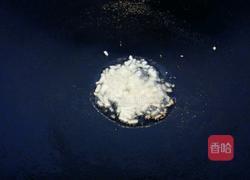 香辣小银鱼的做法图解4