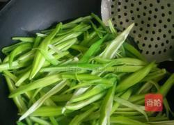 清炒百合花的做法图解4