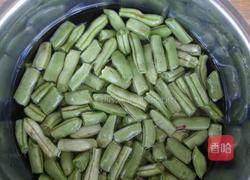 豆角焖面的做法图解3