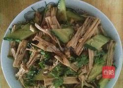 黄瓜拌腐竹的做法图解3