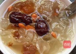 桃胶雪莲子银耳汤的做法图解4