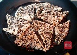 香煎芝麻豆腐的做法图解7