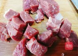 瓜果牛肉粒的做法图解6