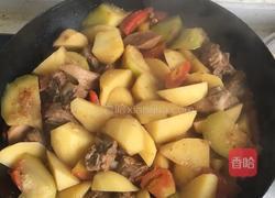 西葫土豆炖排骨的做法图解5