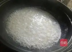 Illustration of how to make black pepper ribs and cured clay pot rice 9