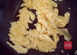 西红柿炒鸡蛋的做法图解3