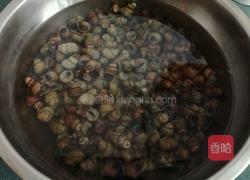 香辣小田螺的做法图解1