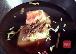 梅干菜扣五花肉的做法图解4