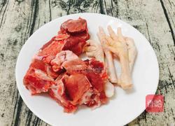 五指毛桃白扁豆猪骨炖汤的做法图解2