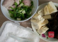 豆腐木耳肉丸汤的做法图解1