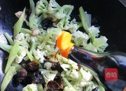 白菜花炒杂菜的做法图解6