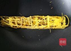 双色鸟巢鸡蛋饼的做法图解8