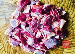 土豆番茄炖牛肉的做法图解2