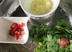 海鲜菇拌鸡腿的做法图解7