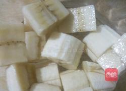 香蕉荔枝沙拉的做法图解3
