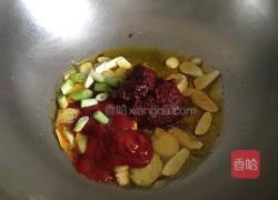 鲅鱼炖萝卜的做法图解10