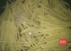 凉拌洋葱土豆的做法图解2