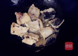 家常红烧鲫鱼块的做法图解3