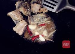 家常红烧鲫鱼块的做法图解4