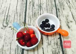 葡萄干牛奶鸡蛋饼的做法图解2