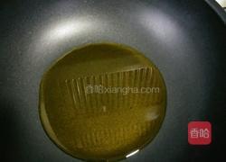 鸡蛋黄瓜蛋包饭的做法图解3