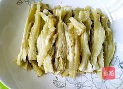 蒜香手撕茄子的做法图解3