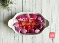 蒜香时蔬烤鸡腿的做法图解3