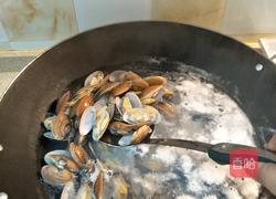 爆炒开心花甲的做法图解5