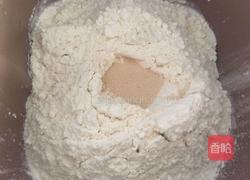 超软吐司（一次发酵）的做法图解1