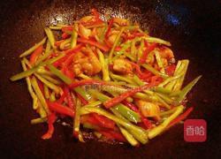 香辣鸡腿肉的做法图解11