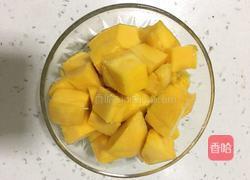 芒果椰汁冻的做法图解2