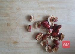 小米红枣米糊的做法图解1