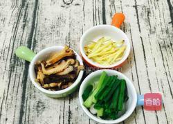 虫草花冬菇蒸鸡肉的做法图解2