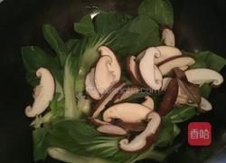 香菇炒上海青的做法图解3