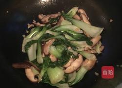 香菇炒上海青的做法图解4
