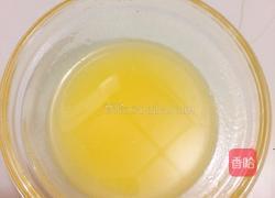 柠檬清香小蛋糕的做法图解3