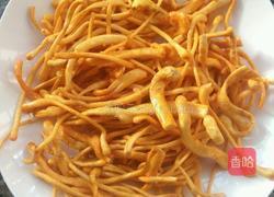 鸭肉煲鲜虫草花的做法图解3