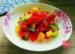五彩腊肠蔬菜丁的做法图解8