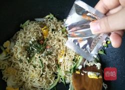 炒方便面的做法图解9