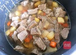 牛肉焖饭的做法图解10