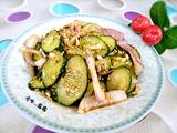 芝麻黄瓜拌洋葱的做法[图]