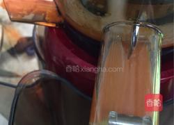 胡萝卜海螺花卷的做法图解4