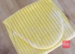 胡萝卜海螺花卷的做法图解16