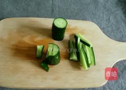 腌黄瓜的做法图解1