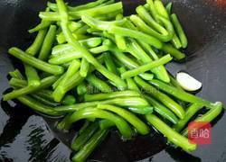 咸菜炒四季豆的做法图解4