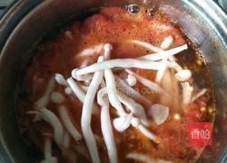 海鲜菇西红柿肉丸汤的做法图解11