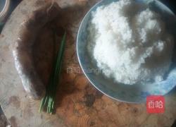 香肠炒饭的做法图解1