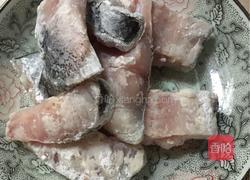 番茄香葱焖鱼尾的做法图解3