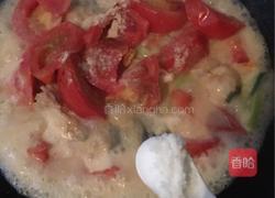 番茄香葱焖鱼尾的做法图解7