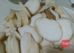 菇和鸡的偶遇的做法图解2